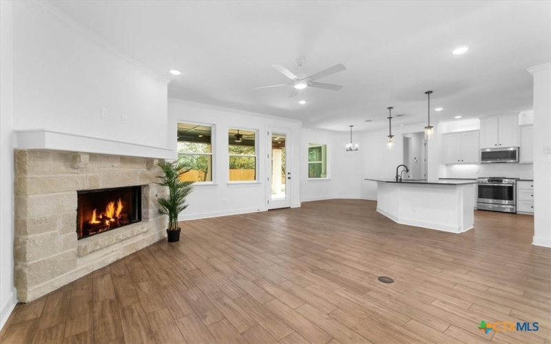 4113 Turning Leaf Drive, Nolanville, TX 76559, 4 Bedrooms Bedrooms, ,3 BathroomsBathrooms,Residential,For Sale,4113 Turning Leaf Drive,568554
