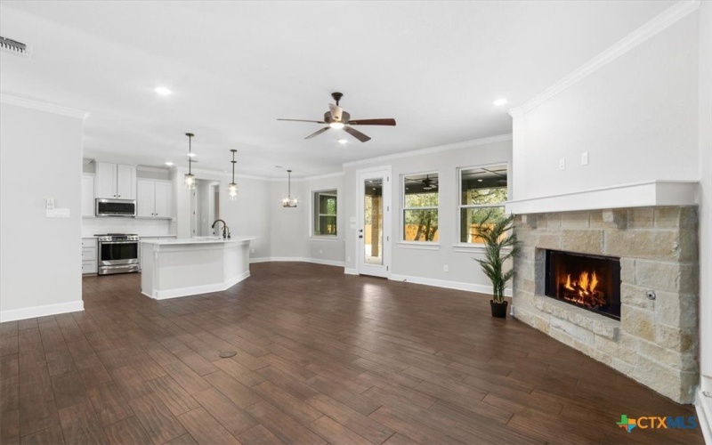 4117 Turning Leaf Drive, Nolanville, TX 76559, 4 Bedrooms Bedrooms, ,3 BathroomsBathrooms,Residential,For Sale,4117 Turning Leaf Drive,568572