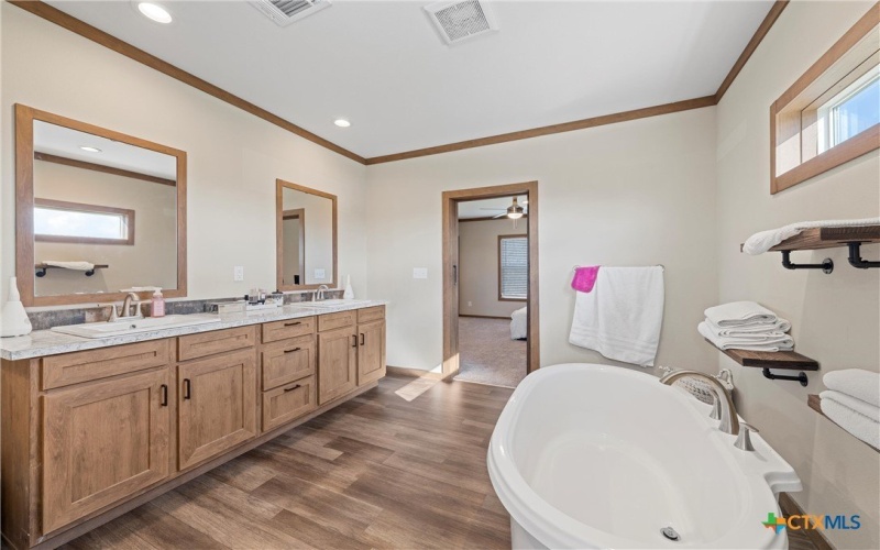 243 CR 475, Coleman, TX 76834, 3 Bedrooms Bedrooms, ,2 BathroomsBathrooms,Residential,For Sale,243 CR 475,567517