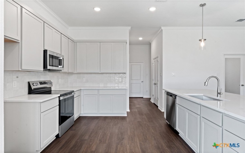 7912 Emery Oaks Drive, Temple, TX 76502, 3 Bedrooms Bedrooms, ,2 BathroomsBathrooms,Residential,For Sale,7912 Emery Oaks Drive,547977