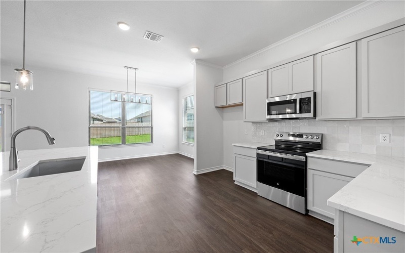 7912 Emery Oaks Drive, Temple, TX 76502, 3 Bedrooms Bedrooms, ,2 BathroomsBathrooms,Residential,For Sale,7912 Emery Oaks Drive,547977