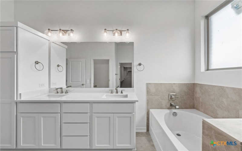 7902 Emery Oaks Drive, Temple, TX 76502, 4 Bedrooms Bedrooms, ,2 BathroomsBathrooms,Residential,For Sale,7902 Emery Oaks Drive,547996
