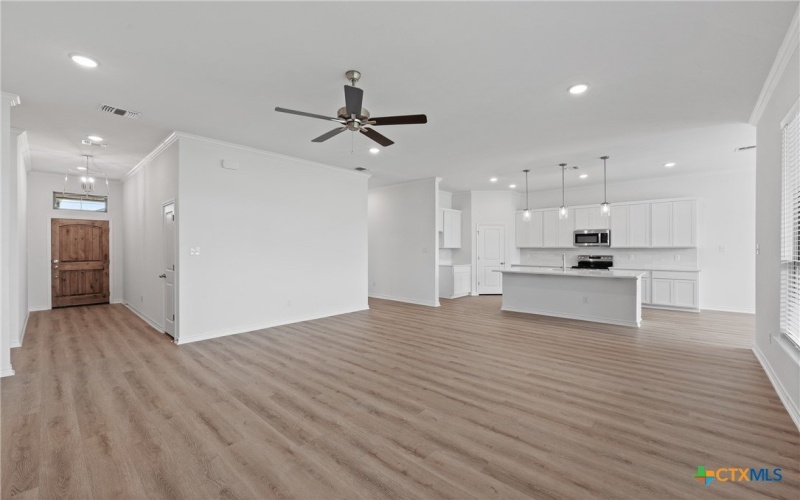 7902 Emery Oaks Drive, Temple, TX 76502, 4 Bedrooms Bedrooms, ,2 BathroomsBathrooms,Residential,For Sale,7902 Emery Oaks Drive,547996
