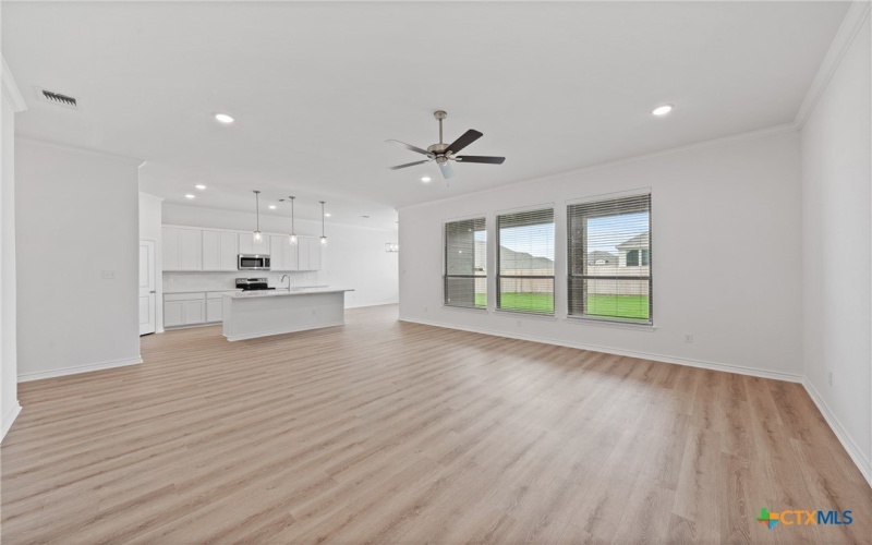 7902 Emery Oaks Drive, Temple, TX 76502, 4 Bedrooms Bedrooms, ,2 BathroomsBathrooms,Residential,For Sale,7902 Emery Oaks Drive,547996