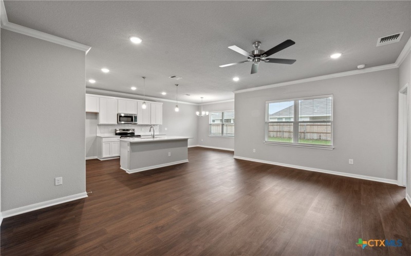 618 Seven Springs Drive, Temple, TX 76502, 3 Bedrooms Bedrooms, ,2 BathroomsBathrooms,Residential,For Sale,618 Seven Springs Drive,551725