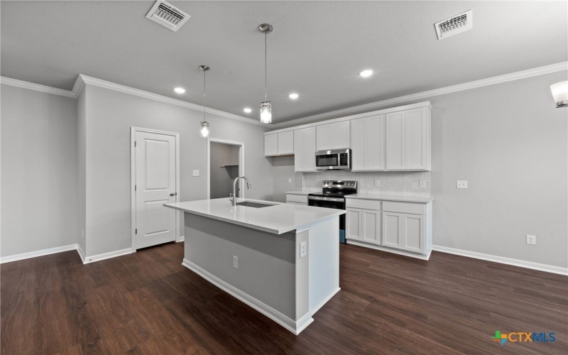618 Seven Springs Drive, Temple, TX 76502, 3 Bedrooms Bedrooms, ,2 BathroomsBathrooms,Residential,For Sale,618 Seven Springs Drive,551725