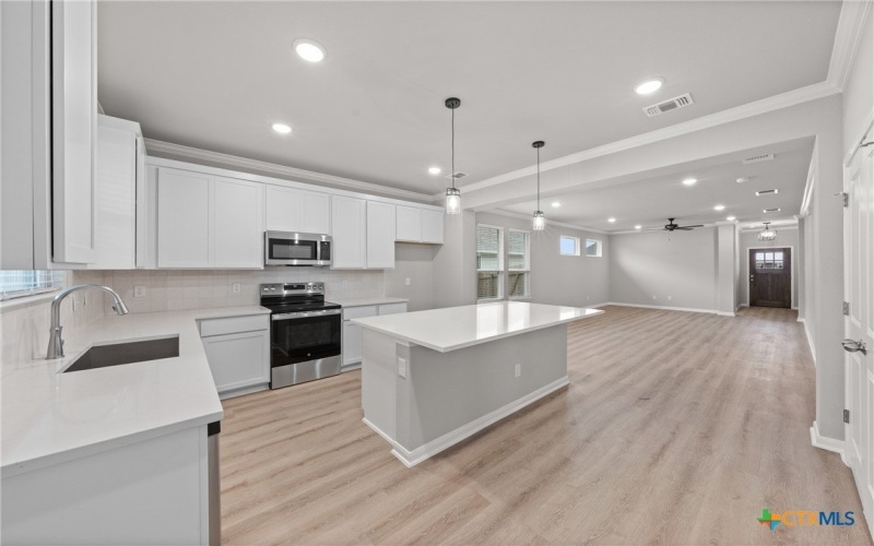 704 Seven Springs Drive, Temple, TX 76502, 3 Bedrooms Bedrooms, ,2 BathroomsBathrooms,Residential,For Sale,704 Seven Springs Drive,551791