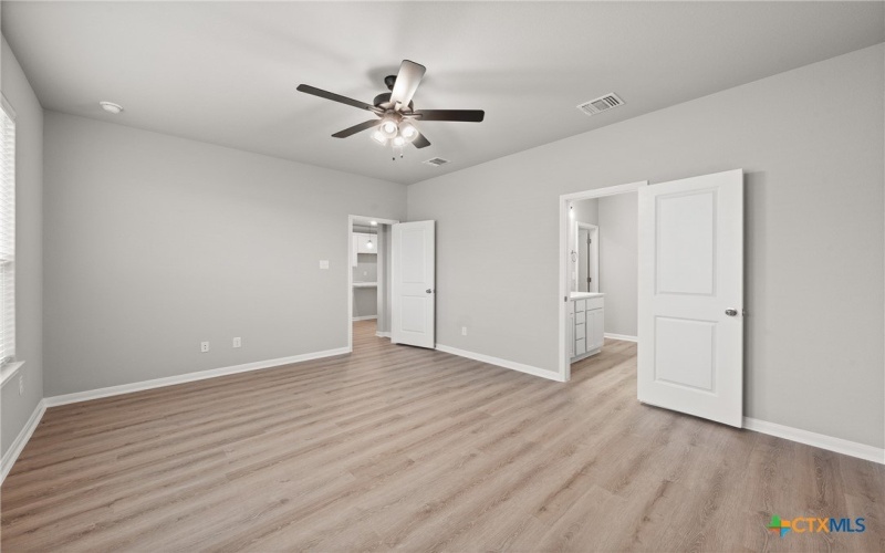704 Seven Springs Drive, Temple, TX 76502, 3 Bedrooms Bedrooms, ,2 BathroomsBathrooms,Residential,For Sale,704 Seven Springs Drive,551791