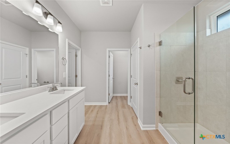 704 Seven Springs Drive, Temple, TX 76502, 3 Bedrooms Bedrooms, ,2 BathroomsBathrooms,Residential,For Sale,704 Seven Springs Drive,551791