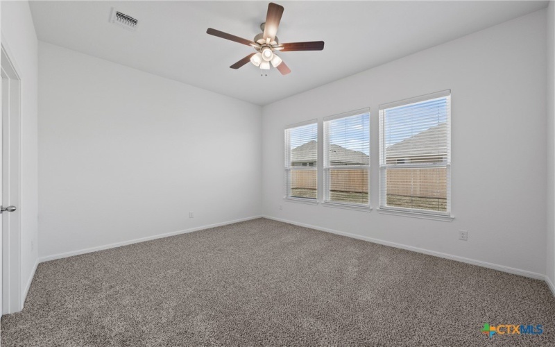 7914 Timber Hollow Lane, Temple, TX 76502, 3 Bedrooms Bedrooms, ,2 BathroomsBathrooms,Residential,For Sale,7914 Timber Hollow Lane,554940