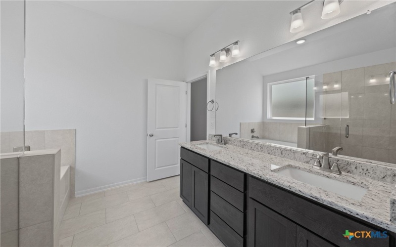 7914 Timber Hollow Lane, Temple, TX 76502, 3 Bedrooms Bedrooms, ,2 BathroomsBathrooms,Residential,For Sale,7914 Timber Hollow Lane,554940