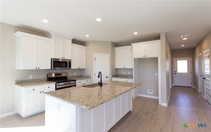 121 Lost Pines Lane, Marion, TX 78124, 3 Habitaciones Habitaciones , ,2 BañosBaños,Residential,En Venta,121 Lost Pines Lane,565289
