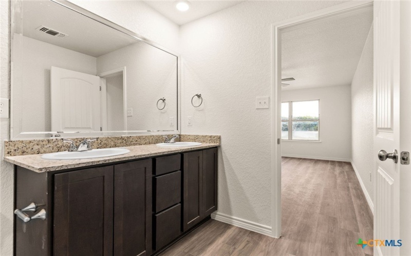 3400 Abraham Drive, Killeen, TX 76549, 3 Bedrooms Bedrooms, ,2 BathroomsBathrooms,Residential,For Sale,3400 Abraham Drive,566377