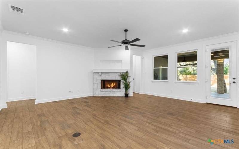 4121 TURNING LEAF Drive, Nolanville, TX 76559, 4 Habitaciones Habitaciones , ,3 BañosBaños,Residential,En Venta,4121 TURNING LEAF Drive,568573