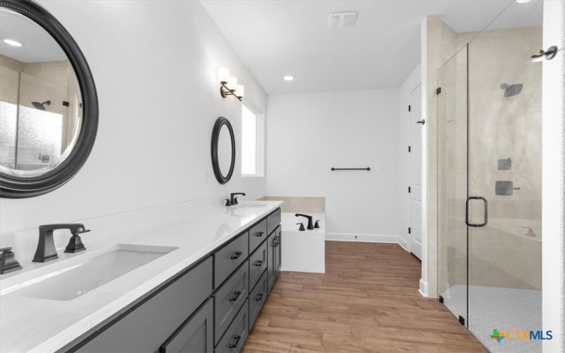 4121 TURNING LEAF Drive, Nolanville, TX 76559, 4 Habitaciones Habitaciones , ,3 BañosBaños,Residential,En Venta,4121 TURNING LEAF Drive,568573