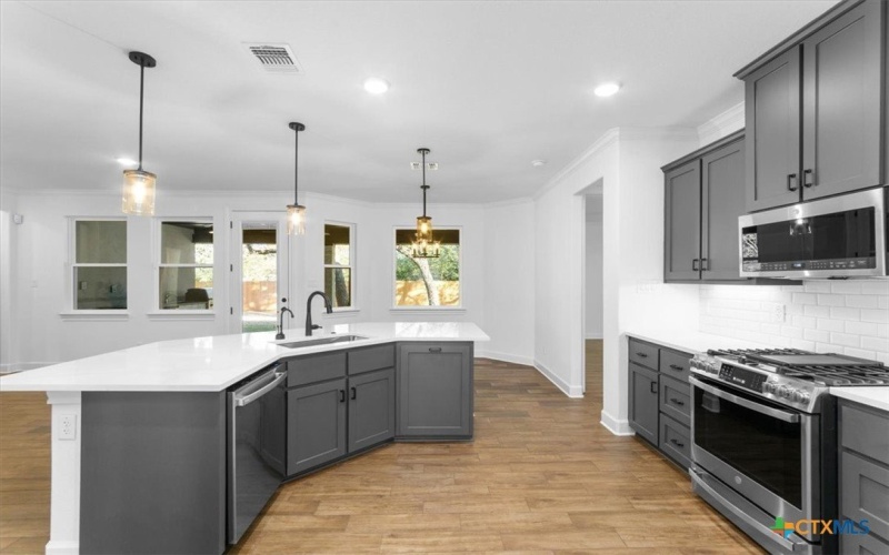 4121 TURNING LEAF Drive, Nolanville, TX 76559, 4 Habitaciones Habitaciones , ,3 BañosBaños,Residential,En Venta,4121 TURNING LEAF Drive,568573