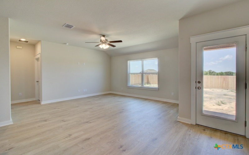 11112 Prairie Landing, Converse, TX 78109, 4 Habitaciones Habitaciones , ,2 BañosBaños,Residential,En Venta,11112 Prairie Landing,574139