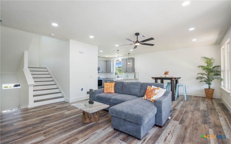 1156 Timberlane Drive, Canyon Lake, TX 78133, 3 Habitaciones Habitaciones , ,2 BañosBaños,Residential,En Venta,1156 Timberlane Drive,570901