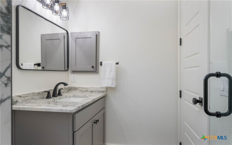 1156 Timberlane Drive, Canyon Lake, TX 78133, 3 Habitaciones Habitaciones , ,2 BañosBaños,Residential,En Venta,1156 Timberlane Drive,570901