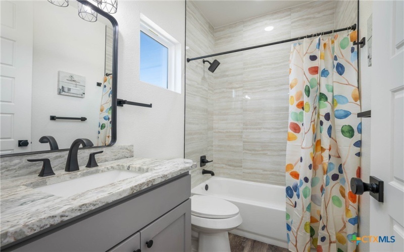 1156 Timberlane Drive, Canyon Lake, TX 78133, 3 Habitaciones Habitaciones , ,2 BañosBaños,Residential,En Venta,1156 Timberlane Drive,570901