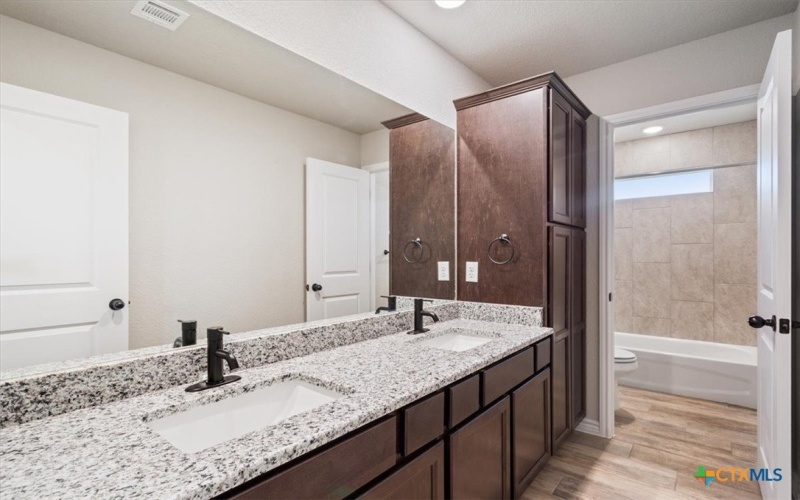 3005 Hedwig Street, Killeen, TX 76549, 4 Bedrooms Bedrooms, ,2 BathroomsBathrooms,Residential,For Sale,3005 Hedwig Street,0,577711
