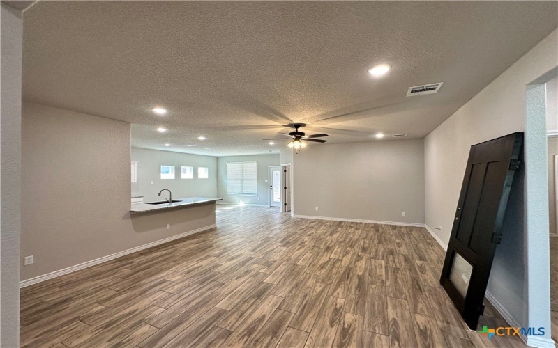 3003 Seeker Street, Killeen, TX 76549, 3 Bedrooms Bedrooms, ,2 BathroomsBathrooms,Residential,For Sale,3003 Seeker Street,579484