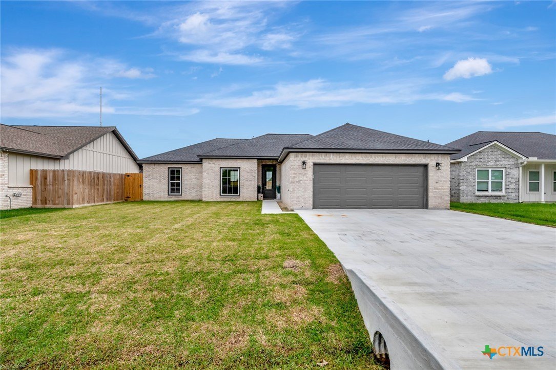 305 Turkey Lane, Victoria, TX 77905, 3 Bedrooms Bedrooms, ,2 BathroomsBathrooms,Residential,For Sale,305 Turkey Lane,575157