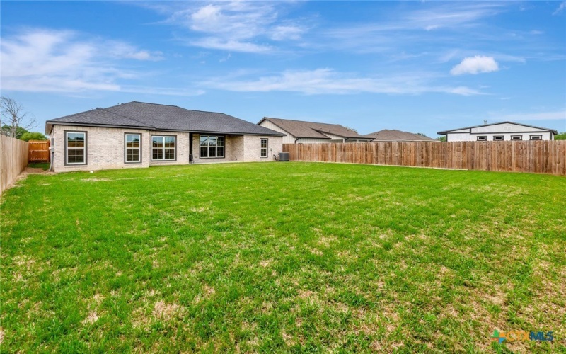 305 Turkey Lane, Victoria, TX 77905, 3 Bedrooms Bedrooms, ,2 BathroomsBathrooms,Residential,For Sale,305 Turkey Lane,575157