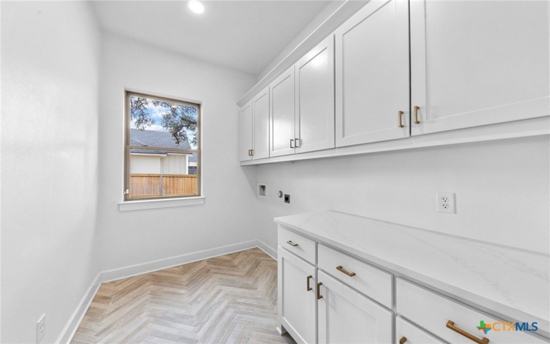 1202 Fairfax Drive, Temple, TX 76502, 5 Bedrooms Bedrooms, ,3 BathroomsBathrooms,Residential,For Sale,1202 Fairfax Drive,571968