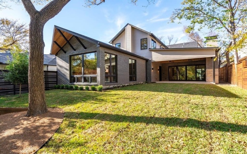 7928 Goforth Road, Dallas, TX 75238, 4 Bedrooms Bedrooms, ,3 BathroomsBathrooms,Residential,For Sale,7928 Goforth Road,20775421