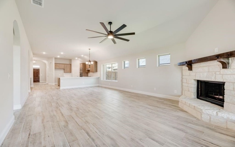 709 Mb's Way, Pilot Point, TX 76258, 3 Bedrooms Bedrooms, ,2 BathroomsBathrooms,Residential,For Sale,709 Mb's Way,20775697