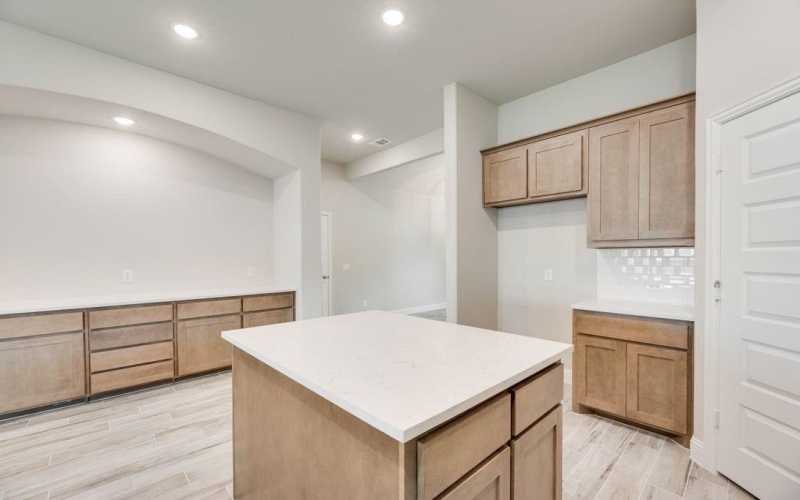 709 Mb's Way, Pilot Point, TX 76258, 3 Bedrooms Bedrooms, ,2 BathroomsBathrooms,Residential,For Sale,709 Mb's Way,20775697
