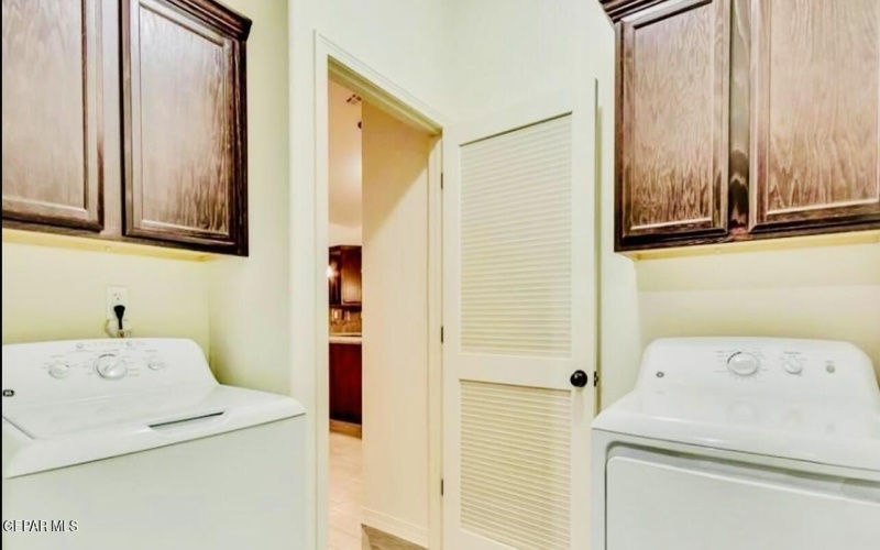 13837 Paseo Central Avenue, Horizon City, TX 79928, 3 Bedrooms Bedrooms, ,2 BathroomsBathrooms,Residential,For Sale,13837 Paseo Central Avenue,922569