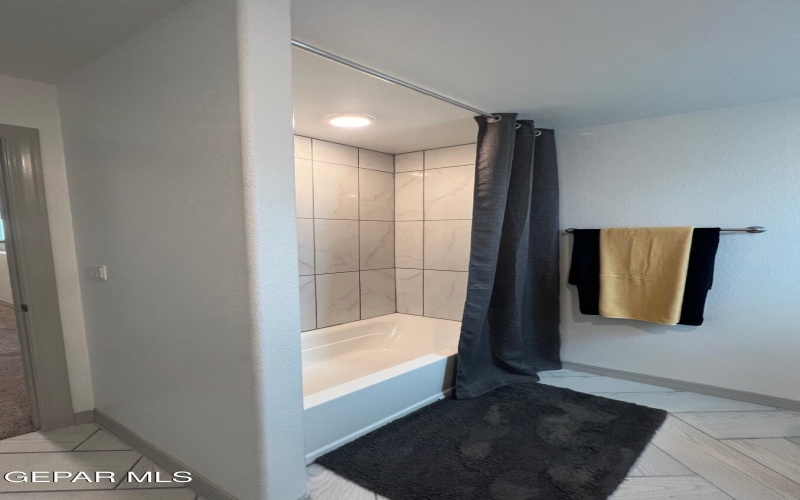 5037 Munir Khouri Street, El Paso, TX 79938, 4 Habitaciones Habitaciones , ,1 BañoBaños,Residential,En Venta,5037 Munir Khouri Street,922570
