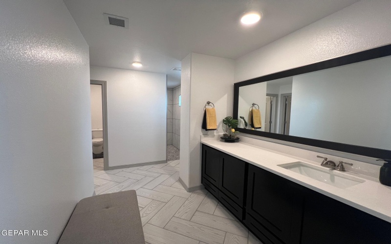5037 Munir Khouri Street, El Paso, TX 79938, 4 Habitaciones Habitaciones , ,1 BañoBaños,Residential,En Venta,5037 Munir Khouri Street,922570