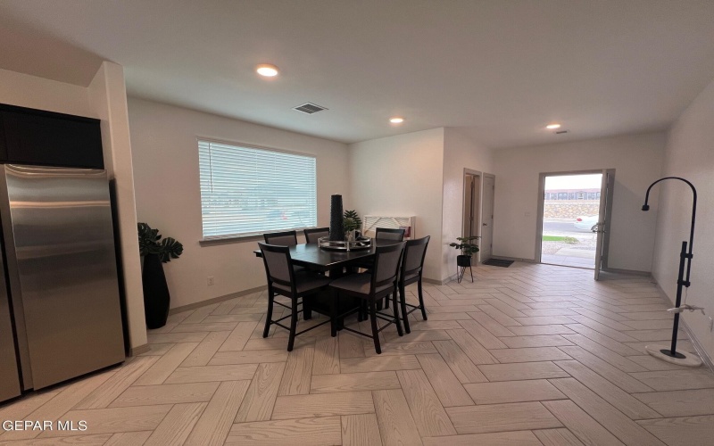 5037 Munir Khouri Street, El Paso, TX 79938, 4 Habitaciones Habitaciones , ,1 BañoBaños,Residential,En Venta,5037 Munir Khouri Street,922570