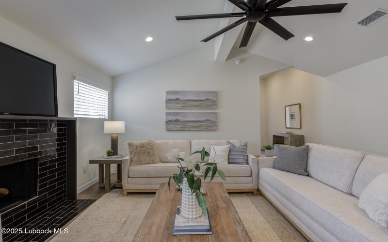 3617 127th Street, Lubbock, TX 79423, 4 Habitaciones Habitaciones , ,3 BañosBaños,Residential,En Venta,3617 127th Street,202554703