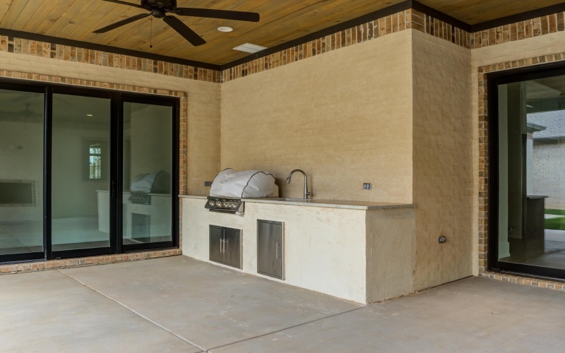 4005 150th Street, Lubbock, TX 79423, 3 Bedrooms Bedrooms, ,3 BathroomsBathrooms,Residential,For Sale,4005 150th Street,0,202554720