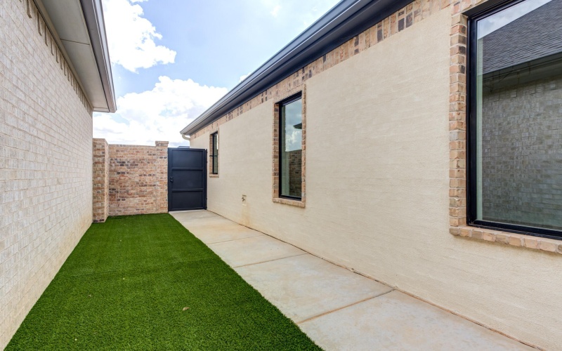 4005 150th Street, Lubbock, TX 79423, 3 Bedrooms Bedrooms, ,3 BathroomsBathrooms,Residential,For Sale,4005 150th Street,0,202554720
