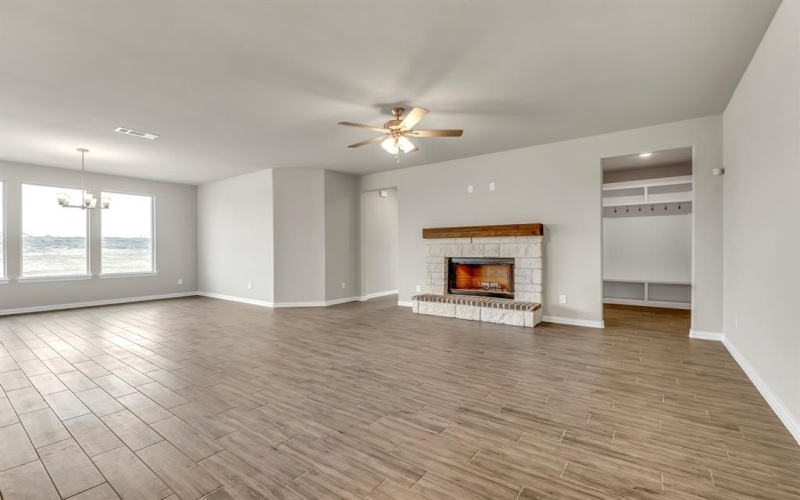 390 Big Bend Trail, Valley View, TX 76272, 4 Bedrooms Bedrooms, ,2 BathroomsBathrooms,Residential,For Sale,390 Big Bend Trail,20751844