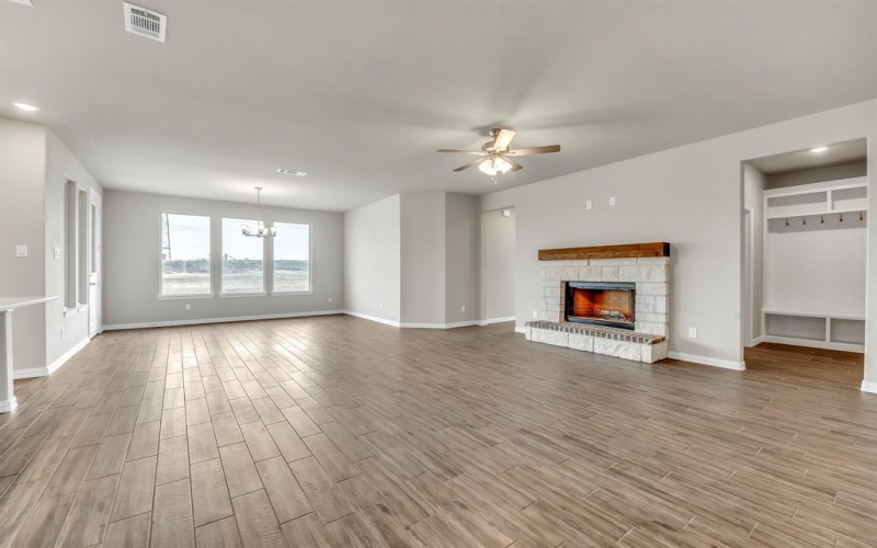 390 Big Bend Trail, Valley View, TX 76272, 4 Bedrooms Bedrooms, ,2 BathroomsBathrooms,Residential,For Sale,390 Big Bend Trail,20751844