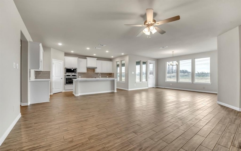 390 Big Bend Trail, Valley View, TX 76272, 4 Bedrooms Bedrooms, ,2 BathroomsBathrooms,Residential,For Sale,390 Big Bend Trail,20751844
