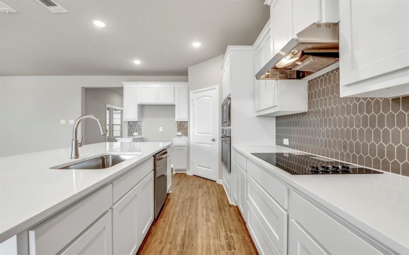 390 Big Bend Trail, Valley View, TX 76272, 4 Bedrooms Bedrooms, ,2 BathroomsBathrooms,Residential,For Sale,390 Big Bend Trail,20751844