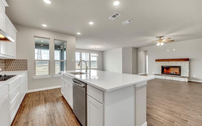 390 Big Bend Trail, Valley View, TX 76272, 4 Bedrooms Bedrooms, ,2 BathroomsBathrooms,Residential,For Sale,390 Big Bend Trail,20751844