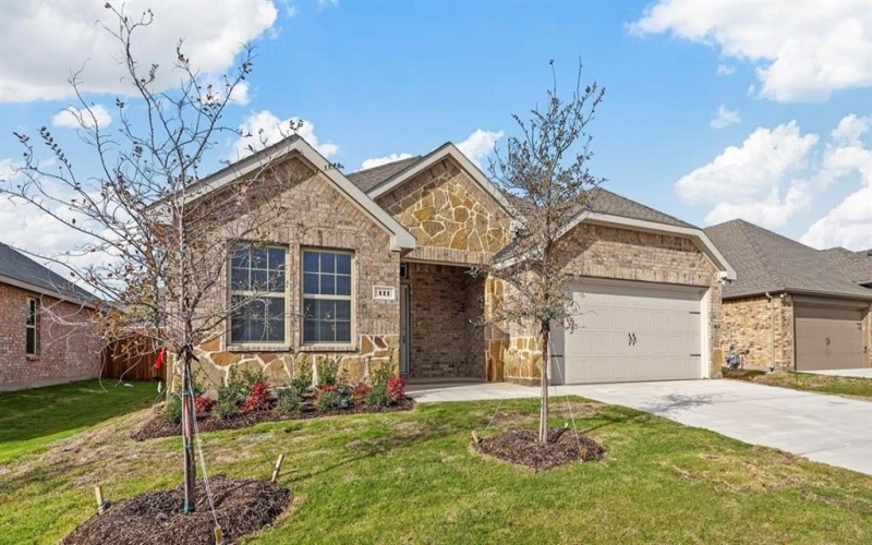 111 Lantern Road, Caddo Mills, TX 75135, 3 Bedrooms Bedrooms, ,2 BathroomsBathrooms,Residential,For Sale,111 Lantern Road,0,20762332