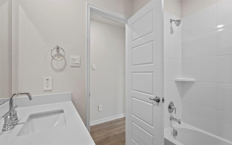 111 Lantern Road, Caddo Mills, TX 75135, 3 Bedrooms Bedrooms, ,2 BathroomsBathrooms,Residential,For Sale,111 Lantern Road,0,20762332