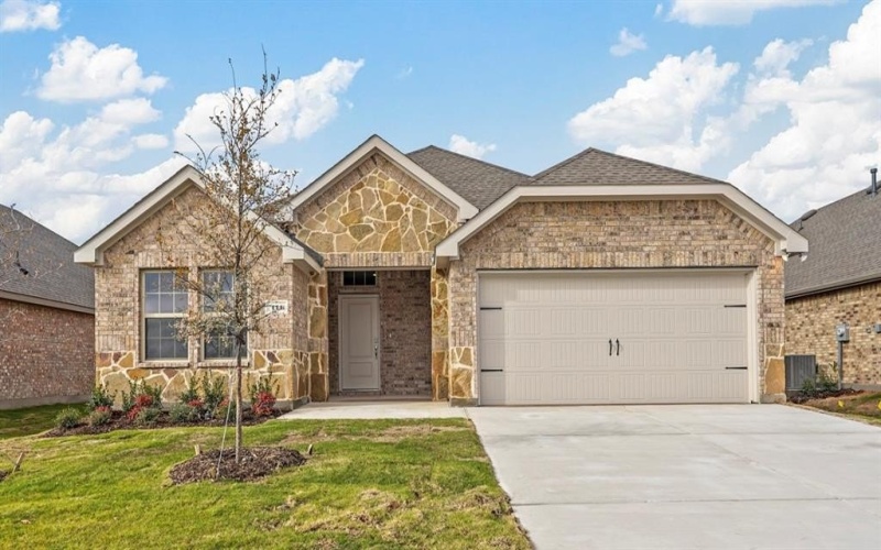 111 Lantern Road, Caddo Mills, TX 75135, 3 Bedrooms Bedrooms, ,2 BathroomsBathrooms,Residential,For Sale,111 Lantern Road,0,20762332