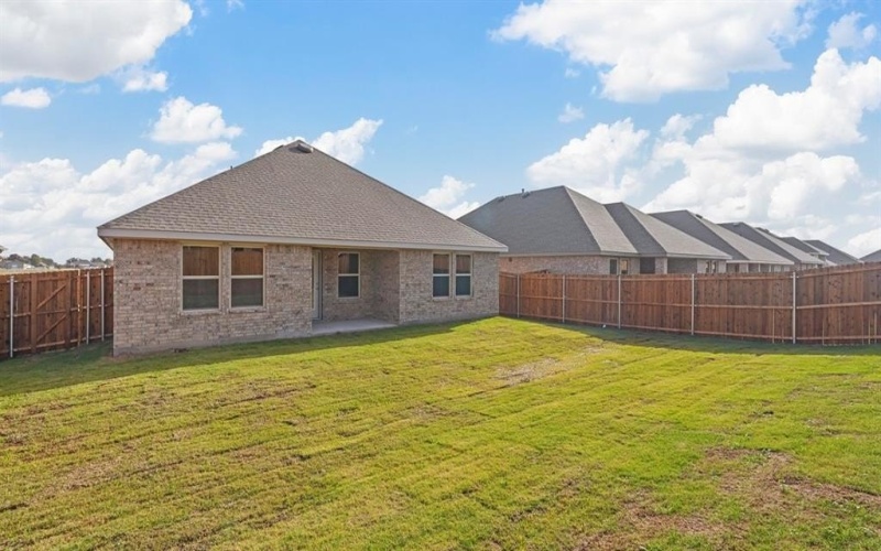 111 Lantern Road, Caddo Mills, TX 75135, 3 Bedrooms Bedrooms, ,2 BathroomsBathrooms,Residential,For Sale,111 Lantern Road,0,20762332