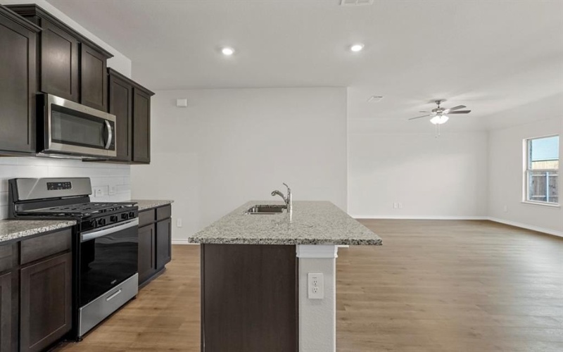 111 Lantern Road, Caddo Mills, TX 75135, 3 Bedrooms Bedrooms, ,2 BathroomsBathrooms,Residential,For Sale,111 Lantern Road,0,20762332