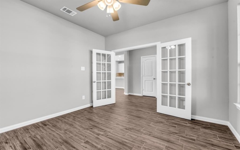 61 Yosemite Trail, Valley View, TX 76272, 3 Bedrooms Bedrooms, ,2 BathroomsBathrooms,Residential,For Sale,61 Yosemite Trail,20744048